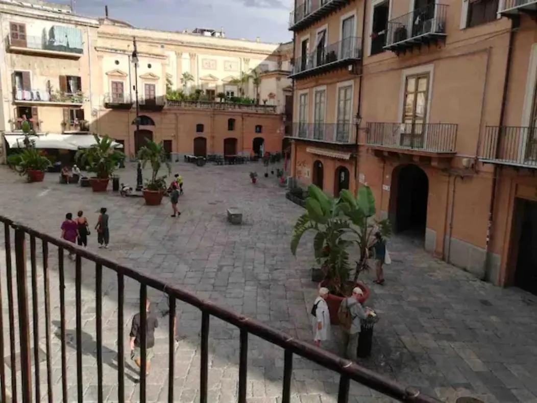 Agora Sant\'Anna Apartment location